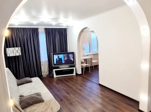 Uyutnaya 3kh Komnatnaya Ryadom s Parkom Flat