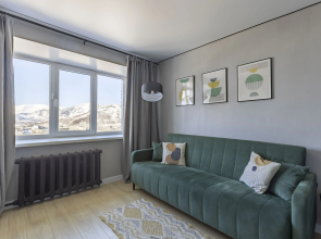 Квартира Уютная 2-к с Потрясающим Видом на Горы и Озеро