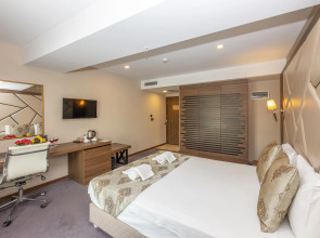 Отель Litros Hotel & Spa