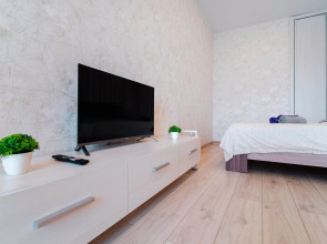 Апартаменты Студия в самом центре левого берега Иртыша