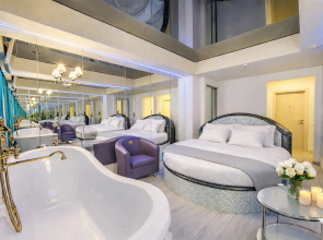 Hotel Aleks Na Petrogradskoj