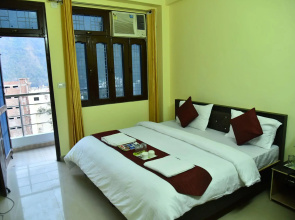 Raja Palaceinn Hotel