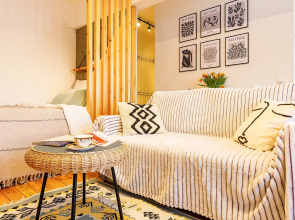 U Vechnogo Ognya Flat