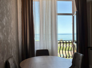 Квартира с видом на море