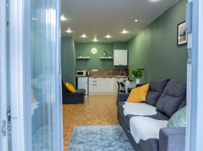 Апартаменты студия в одном из оживленных районов левого берега по улице Немировича -Данченко!