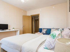 Апартаменты двухкомнатные c видом на Волгу на Волжской набережной  25, м.Cтрелка. Сова-Дом