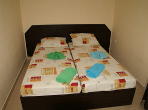 Belye Parusa Guest House