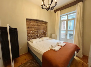 Апартаменты 3 Bedroom with local charm in Galata