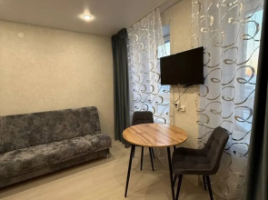 Studiya Na Ulitse Entuziastov 54 Flat