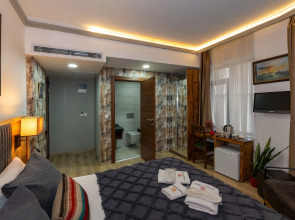 Отель Double DD