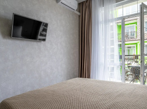 Апартаменты Red Apartments Арт Лайт Сити Форд