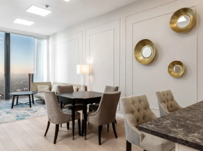 38 этаж, стильные апартаменты с приватным парком