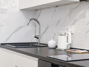 Апартаменты Евродвухкомнатные Stepanenkov на Военной 51