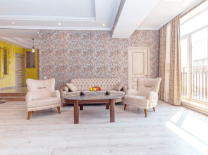 Апартаменты on Buzand Str. 13-109/1