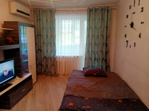 Апартаменты на проспекте Победы 17