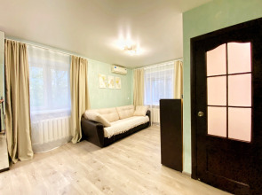 Апартаменты 1к Apart-Comfort на Жукова 36А