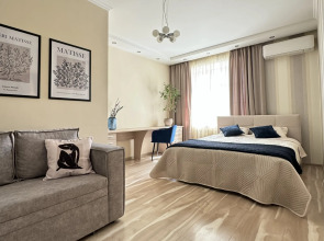 Uyutnaya Kvartira v Tsentre Goroda Flat