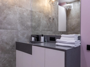 Апартаменты Авторская квартира с камином в самом сердце СПБ