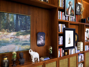 Отель Vida Emirates Hills