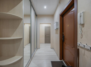 Апартаменты с двумя спальнями, в центре города, у канатной дороги