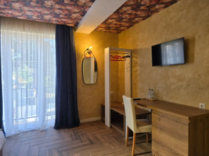 Отель Nutsa in old Tbilisi