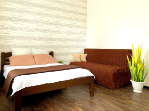 Апартаменты в центре с видом на пруд