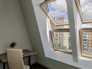 Triple Apartment with Balcony and Lake View