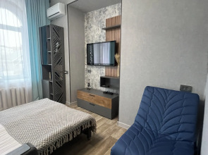 Квартира Уютный Лофт с балконом на главной улице Столицы Закатов