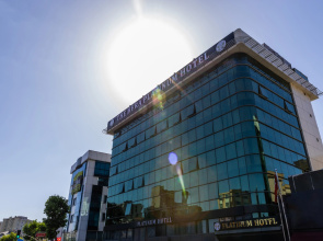 The Hera Platinum Hotel