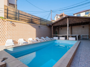 Отель Возрождение