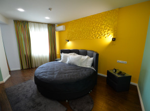 Neobyiknovennyij dom 11 Apartments