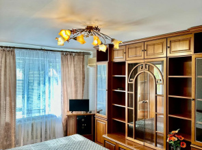 Tsialkovskogo 1a Apartments