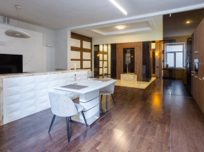 S Vidom Na Prospekt Chernyshevskogo Flat