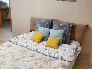 Vozle Dvukh Vokzalov Flat