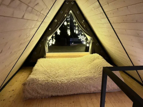 Na Beregu Ozera Konchezero Private house