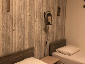 Отель Мажор