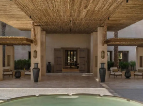 Отель Bab Al Shams