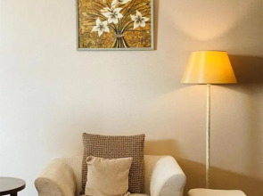 Parkside Hotel & Apartments