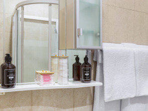 Апартаменты для троих гостей с 1 кроватью (3-ий или 4-ый этаж)