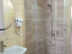 Гостевые дома Сердце Домбая