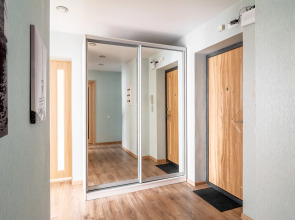 Апартаменты двухкомнатные Stepanenkov на Окской 3