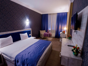 Отель Royal Sapphire