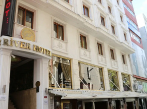 Istanbul River Hotel