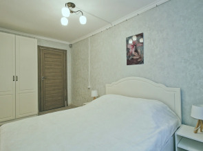 Апартаменты Двухкомнатная квартира в центре