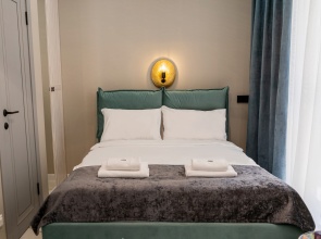 Apartamenty uutnye Morent s balkonom v ZK Sorrento Park