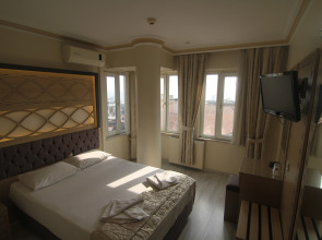 Отель Grand Liza