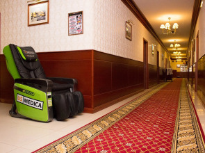 Отель София