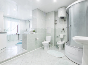 Апартаменты Четырехкомнатные с Видом на Набережную