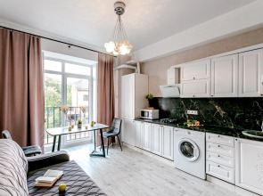 Апартаменты Мята Ирины Савельевой - У входа в парк к долине роз