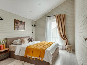 Klubnyi s Nastolnym Futbolom i Dartsom Private House